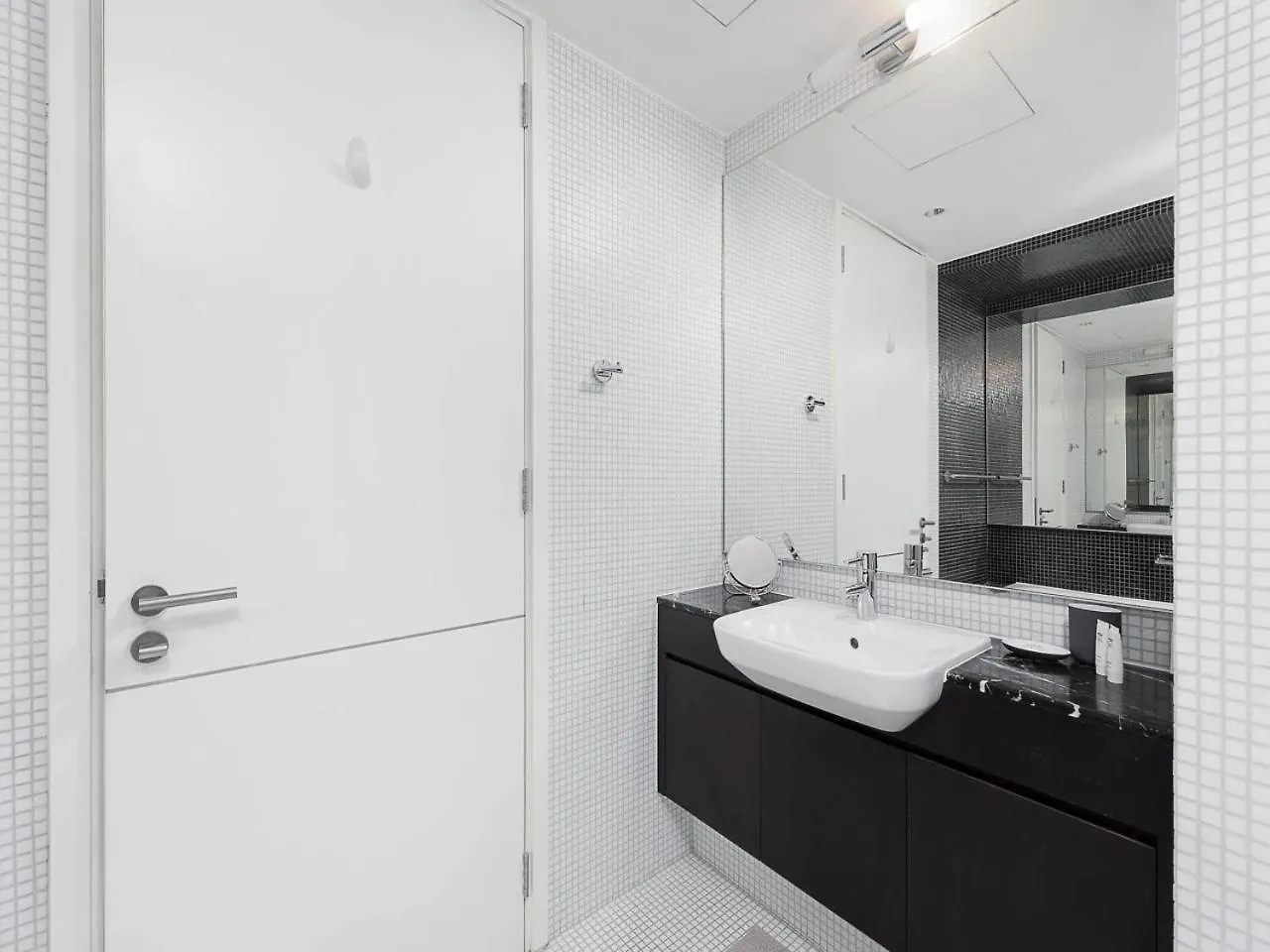 Short Stay Limestone House Difc 2 Bedrooms Dubai Lägenhet